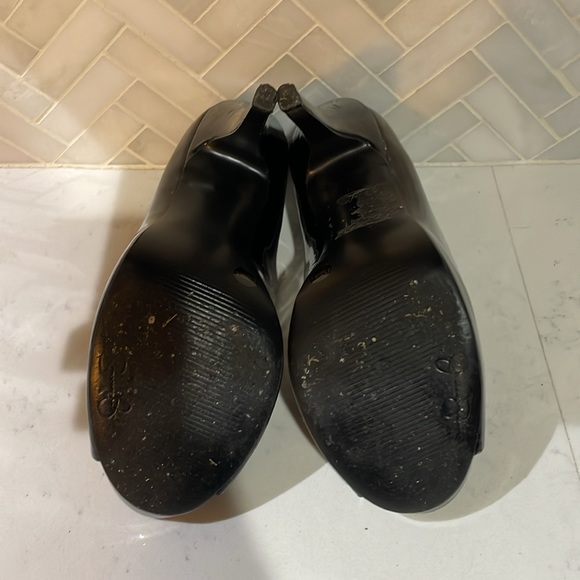 Black Jessica Simpson heels - Picture 3 of 3
